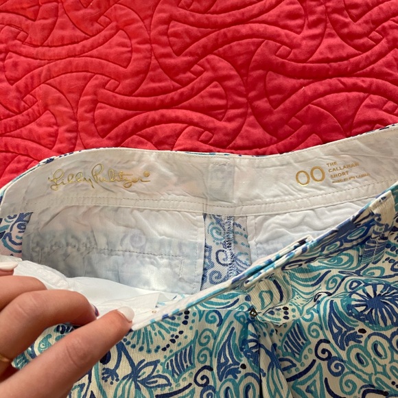 Lilly Pulitzer Shorts ✨✨ - Picture 3 of 3